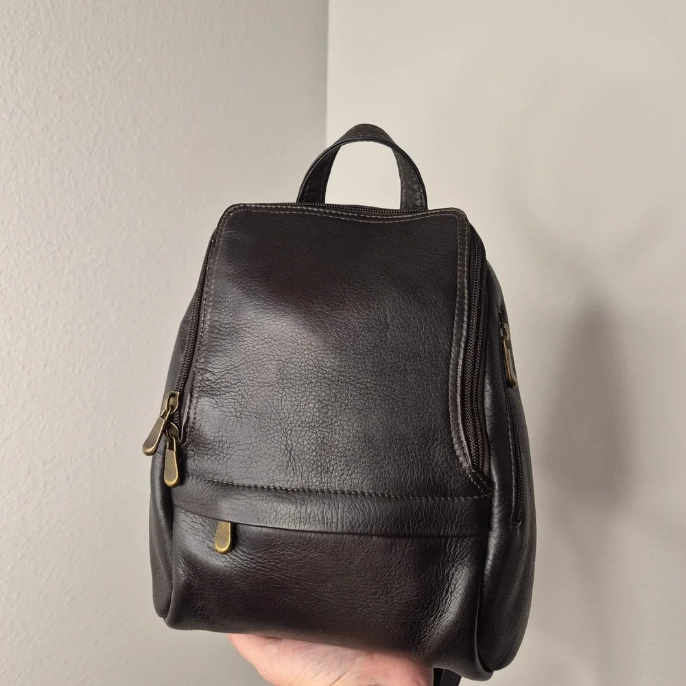 Le Donne Leather U-Zip Backpack Dark Brown Mini Sling Bag Made in Colombia Brass